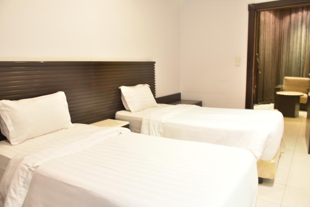Al Tayyar Suites & Hotel Apartments - Riadh Exterior foto