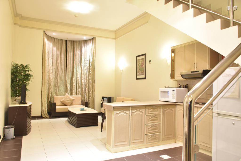 Al Tayyar Suites & Hotel Apartments - Riadh Exterior foto